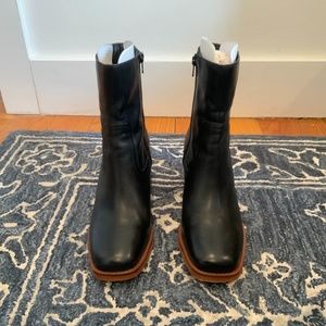 Seychelles | Turbulent Boot | Black/Red Eraser Bottom